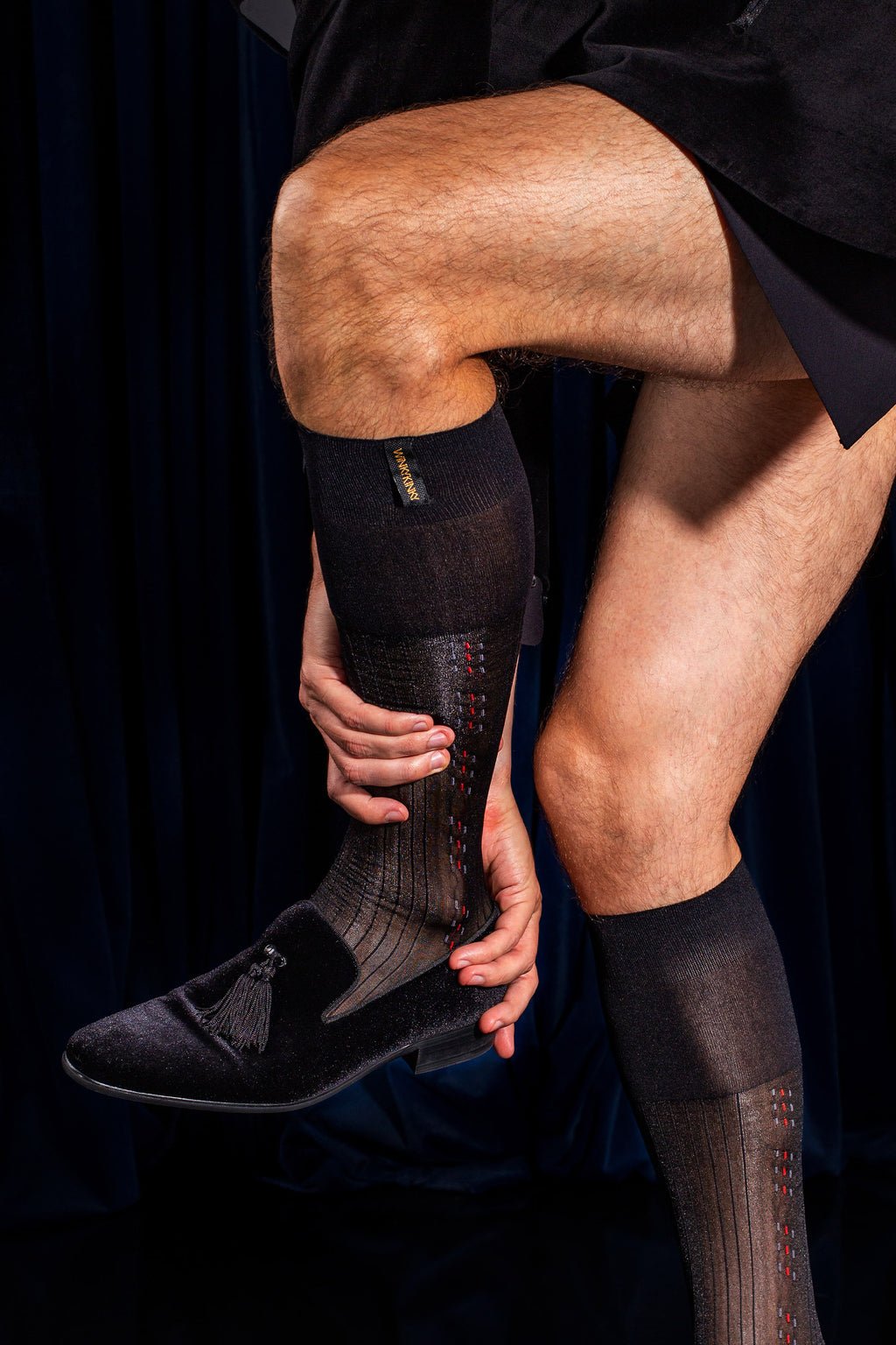 SIGNAL LINE SHEER SOCKS